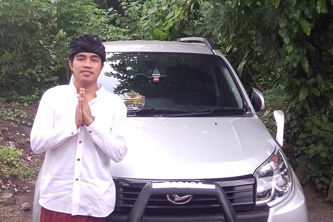 Private Bali Airport Round-Trip Transfer: Arrival and Departure (Round-Trip) - Meeting your driver at Ngurah Rai Airport