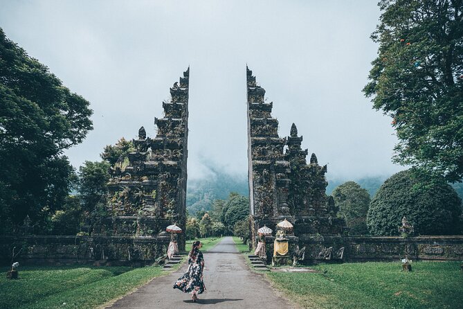Private Bali Car Charter with Driver up to 6 People - Barong dance and the eastward option