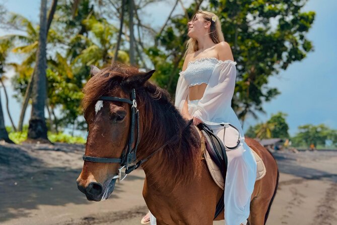 Private Bali Horse riding at saba beach - Arriving at Saba Beach for the ride