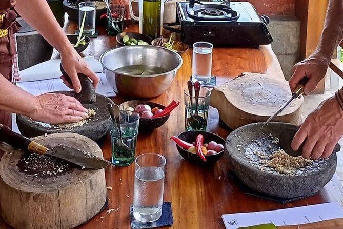 Private Balinese Cooking Class in Ubud at Santika's Home - From central Ubud to Pesalakan village