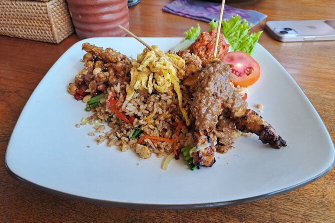 Private Balinese Cooking Class in Ubud at Santika's Home - Practical details before you book