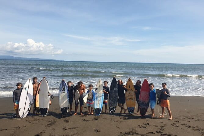 Private Beginner 1 on 1 Surfing Lesson at Kuta Beach without transfer - The mid-session break gives you a chance to reset