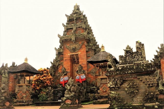 Private Chartered Car to Bali Temples With Besakih Temple - What this private Bali day really offers