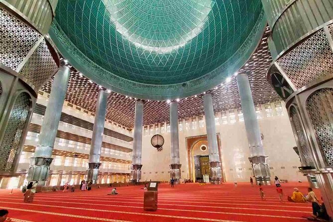 Private Full-Day Guided Tour: Explore Jakarta’s Top Highlights - Monas and Independence Square