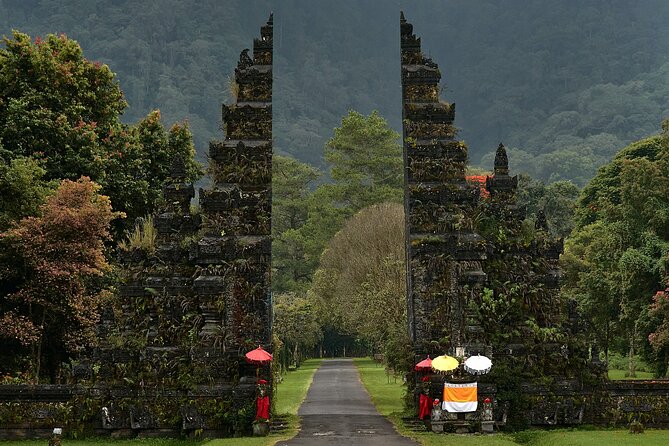 Private Full-Day Handara, Ulun Danu, Jatiluwih and Tanah Lot Tour - Ulun Danu Beratan and the Lake Temple