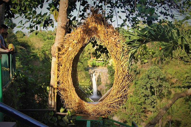 Private Full-Day Tour in Bali & FREE WIFI - Jatiluwih, Beratan, and eastern Bali