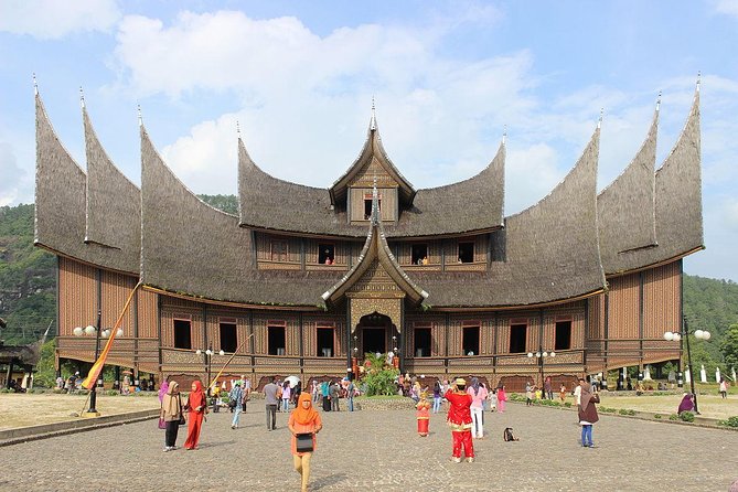 Private FullDay Jakarta Wonderfull Tour with Lunch & Souvenir - Indonesia Miniature Park: A Useful First Look at the Country