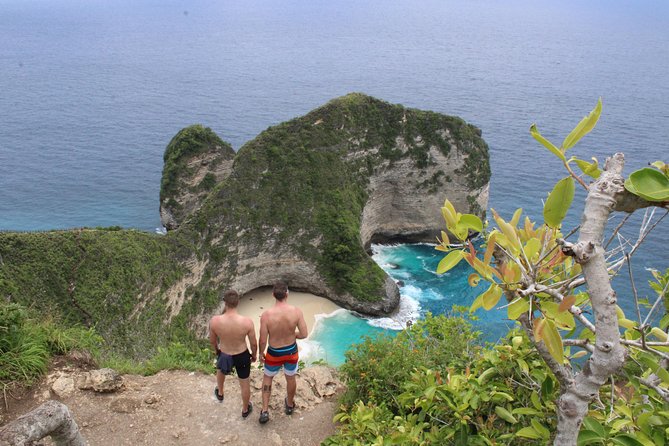 Private Instagramable West Nusa Penida Tour - The roads are part of the experience