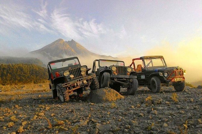Private Lava Tour By Jeep In Merapi Volcano Including Sunrise - The guide service and private format