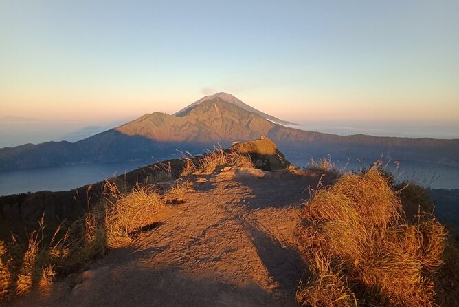 Private Mount Batur Sunset Trekking - All inclusive tour - Sunset from the summit