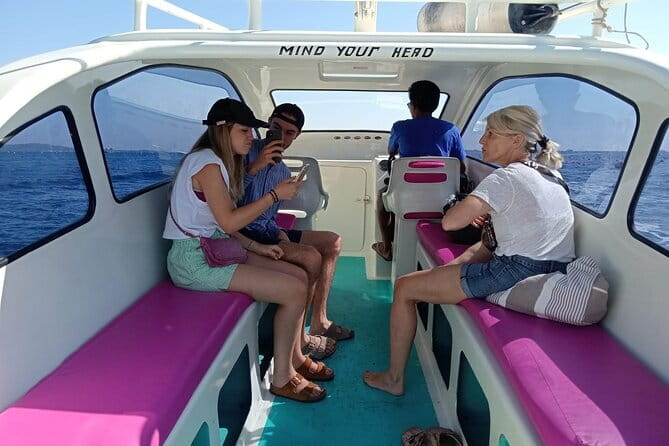 Private Speedboat transfer Between Lombok and Gili Islands - A fast crossing from Teluk Nara to the Gili Islands