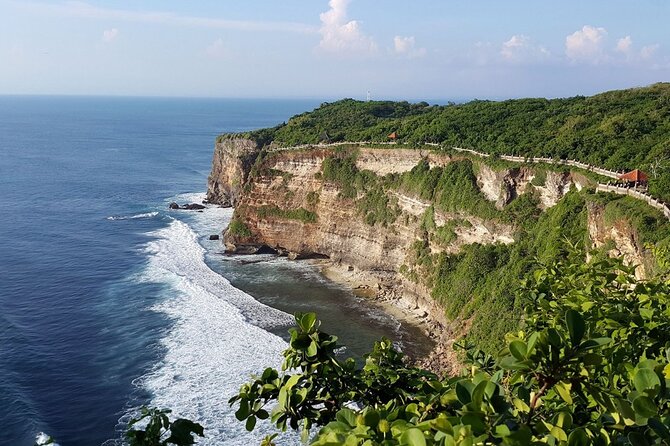 Private Tour: Half Day Uluwatu Tour - What the private transport adds