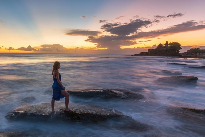 Private Tour: Tanah Lot at Sunset - Tanah Lot: the hour everyone is waiting for