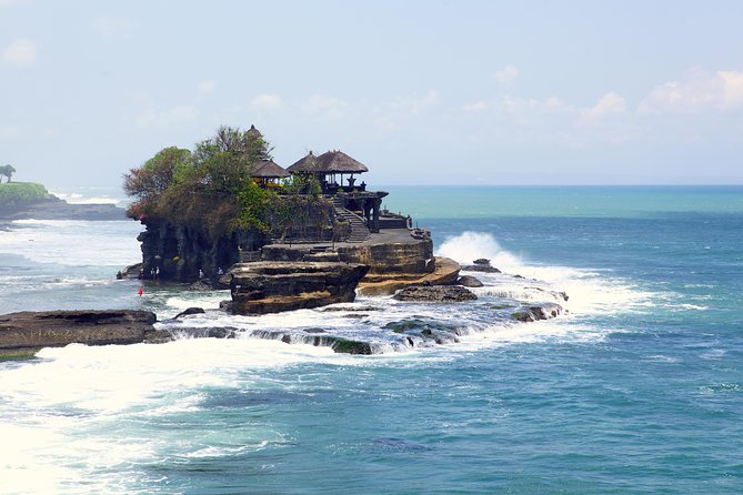 Private Tour: Ubud and Tanah Lot Day Tour - Starting under the trees at Ubud Monkey Forest