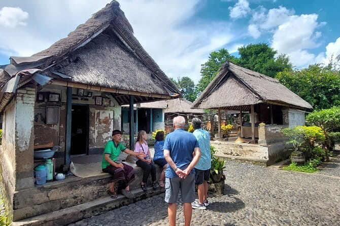 Private Tour Uluwatu Temple and Kecak Sunset Dance - Jimbaran Bay and the optional seafood dinner