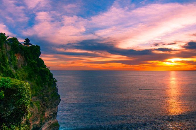 Private Tour: Uluwatu Temple & Southern Bali Highlights - Your guide may shape the whole experience
