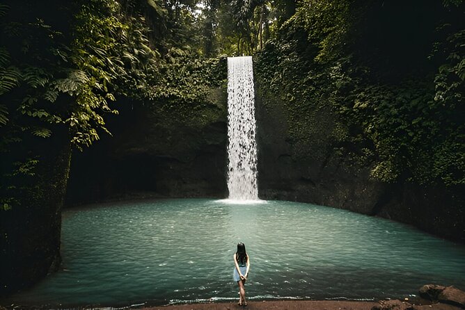 Private Ubud Instagrammable Tour - All Inclusive - Kanto Lampo Waterfall: Bali’s broad, rocky first stop