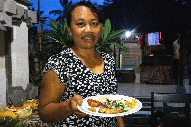 PRIVATE Ubud Market Tour & Balinese Cooking Class with Putu - What the five-hour schedule really includes