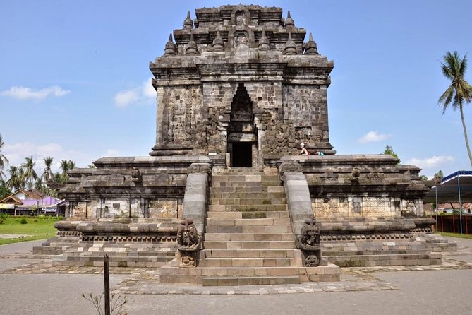 Punthuk Setumbu Sunrise, Borobudur Temple & Merapi Lava Tours - Timing, fitness, and pickup charges