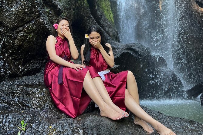 Purifications at Beji Griya Waterfalls - What the priest and offerings add