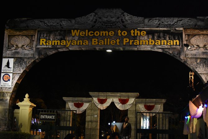 Ramayana Ballet Performance In Prambanan Temple With Dinner - What the guides add to the evening