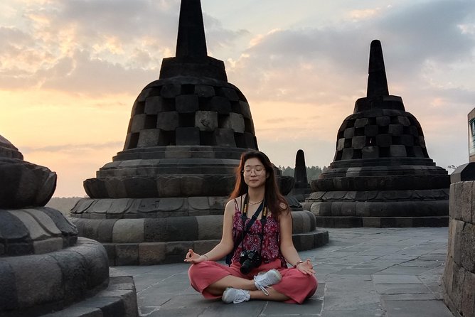 Rent car with speaking English driver in Yogyakarta - Key points to know before booking