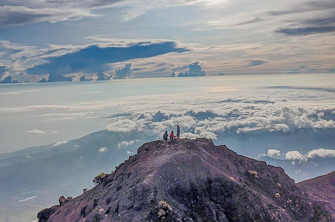 Rinjani Trekking 3D2N Summit - Full Trail - Camping with less to carry