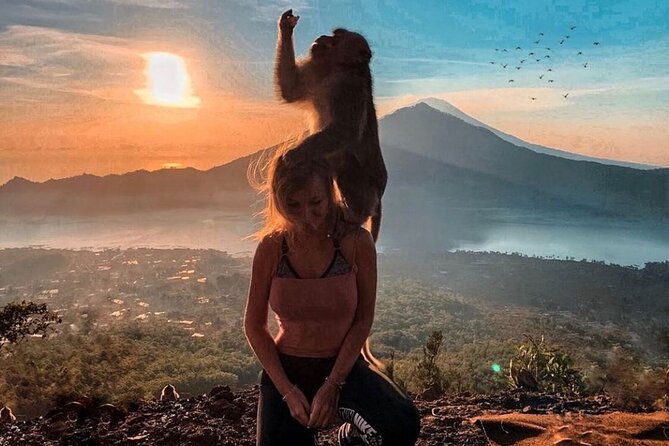Sharing Batur Volcano Sunrise Trekking and Breakfast - Sunrise Over an Active Volcano