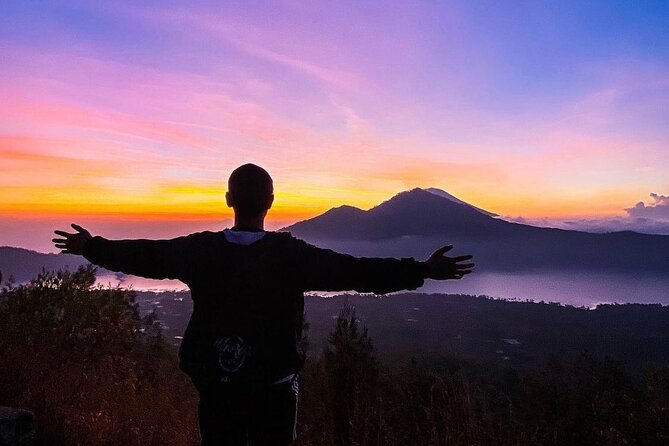 Sharing Mount Batur Sunrise Trekking And Natural Hot Spring - The hot spring at 9:05 a.m.