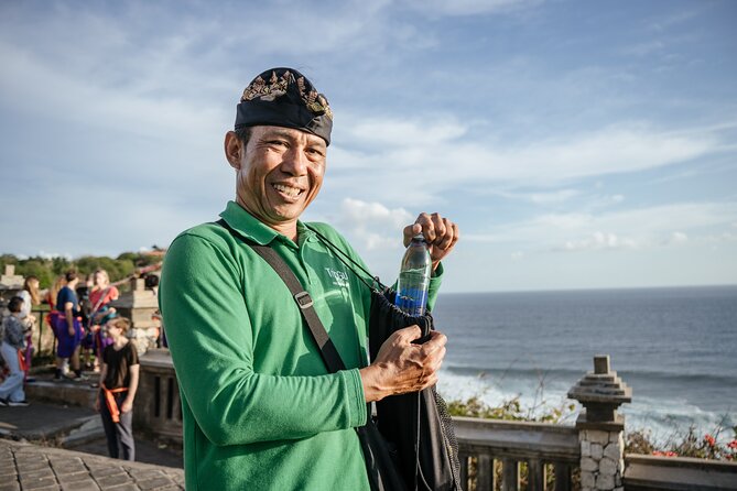 Skip The Line Tour: Uluwatu Temple and Kecak Fire Dance Tour – Half Day - Heat, waiting, and the reality of the crowd