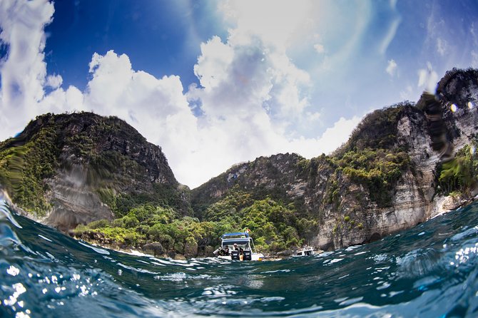 Snorkeling Trip Nusa Penida Bali - Crystal Bay brings clearer water and coral