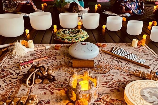 Sound Bath Healing Journey on the Island of Nusa Lembongan - Gongs, crystal bowls, drums, and Himalayan bowls