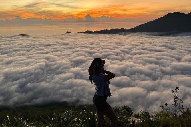 Sunrise Hike + Breakfast with Local Guide & Hotel Pickup - The walk back and the return drive