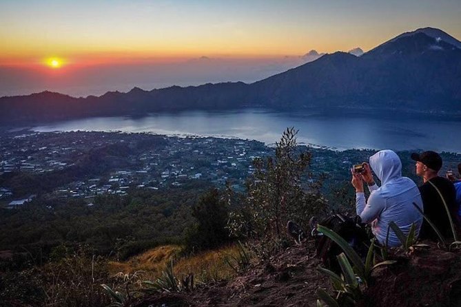 Sunrise Trekking / Hike Mount Batur Private & Natural Hot Spring - The Two-Hour Climb in the Dark