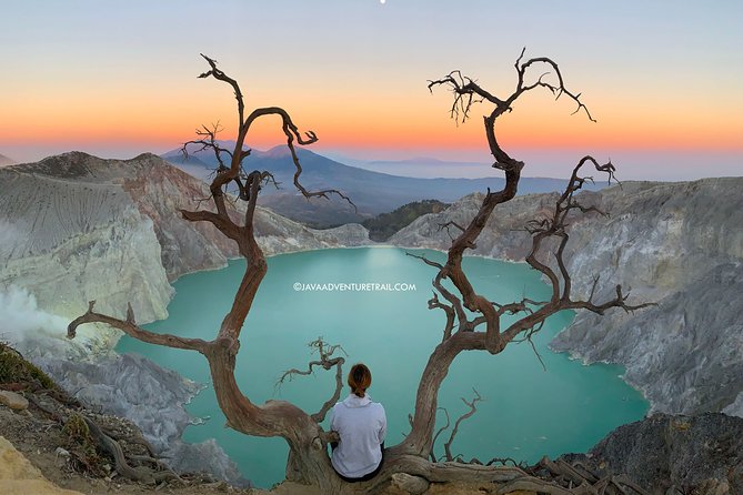 Surabaya - Mount Bromo – Tumpak Sewu Waterfall – Ijen Bluefire Tour - Bali 4d3n - What the $500 price really buys