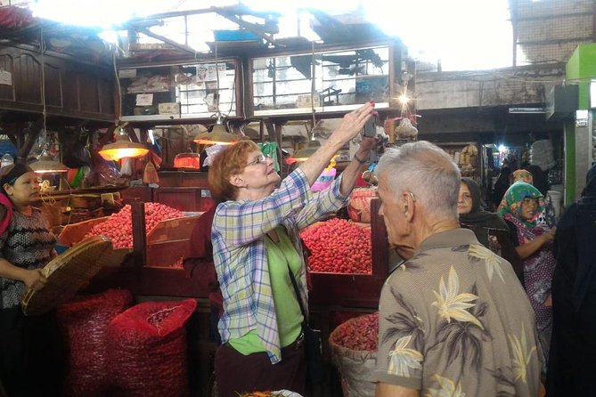 Surabaya Private Tour - Lunch is included, with one important caveat