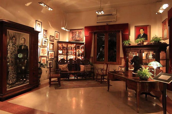 Surabaya Private Tour - The traditional market is the day’s most direct local encounter