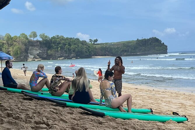 Surfnesia Surf Lesson and Guiding - The role of Bintang and the coaching style