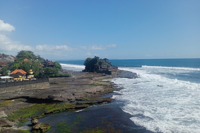 Tanah Lot and Uluwatu Temple Private Guided Tour - Food stops, coffee, and the Balinese warung