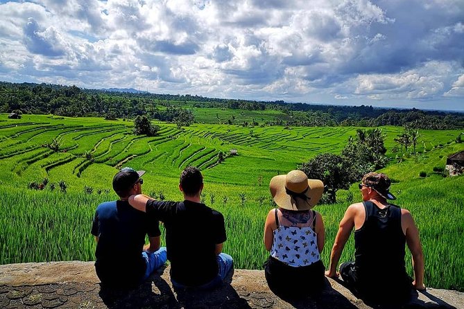 Tanah Lot - Jatiluwih (UNESCO) - Bedugul and Ulun Danu Temple Tour - Tanah Lot: begin with Bali’s sea temple