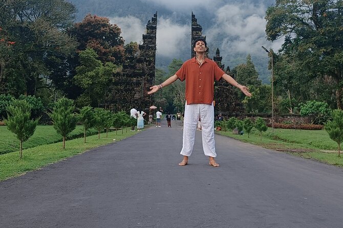 The Best Highlight Ubud Tour - Celuk Village and the commercial side of art
