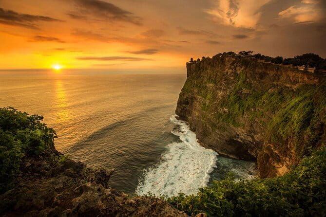 The Gate Of The Heaven Bali with Top Places To Visit In The East of Bali - Tirta Gangga’s royal water gardens