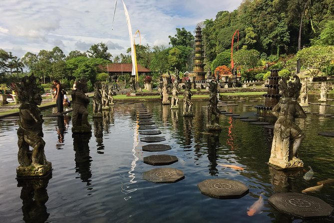 The Gates of Heavan - Ubud Jungle Swing & Waterfall Tour - The long road matters as much as the sights