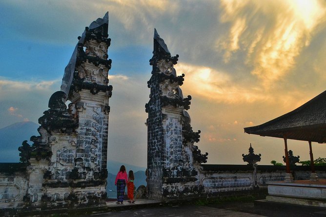 The Gates of Heaven Lempuyang Tours All Inclusive - Why this Bali day trip starts before sunrise