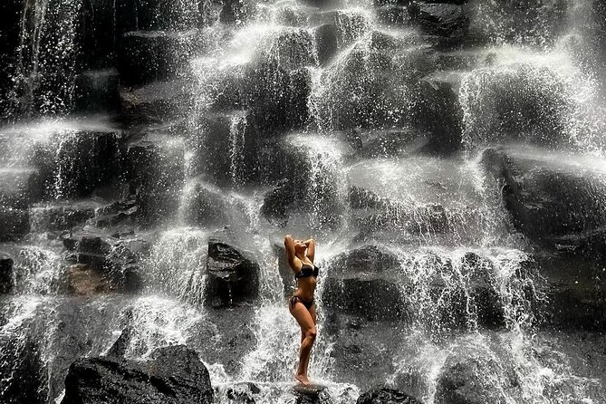 Tirta Empul temple, Jungle Swing and Waterfalls - Private Tour - Tibumana Waterfall: the calmer nature stop