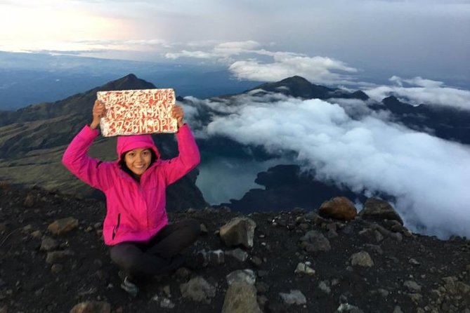 Trekking Rinjani Mountain Summit 2 Days 1 Night - Em Adventure - Food, equipment, and the human side of the trek