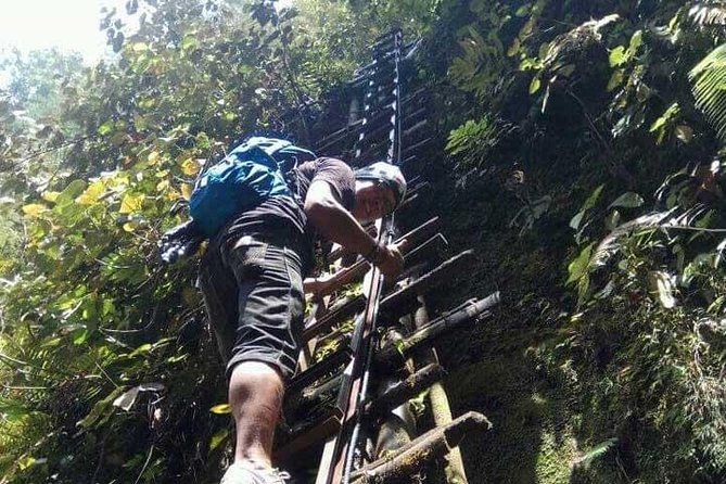 Tumpak Sewu waterfall & volcano Bromo - start Surabaya // 2 days & 1 night - The overnight stop and what to expect