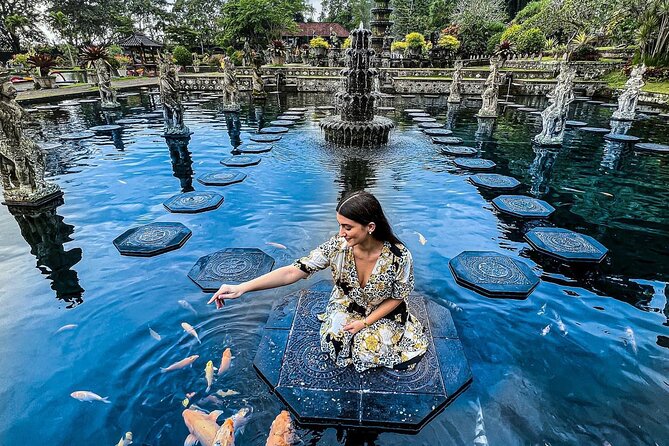 Ubud Bali Driver ( Bali Custom Tour ) - Ubud Art Market and local culture
