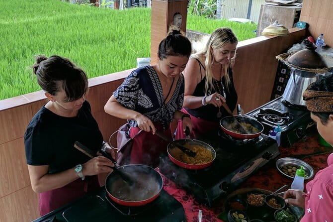 Ubud Cooking Class with Optional Market Visit Pickup Included - How much value do you get for $18.95?