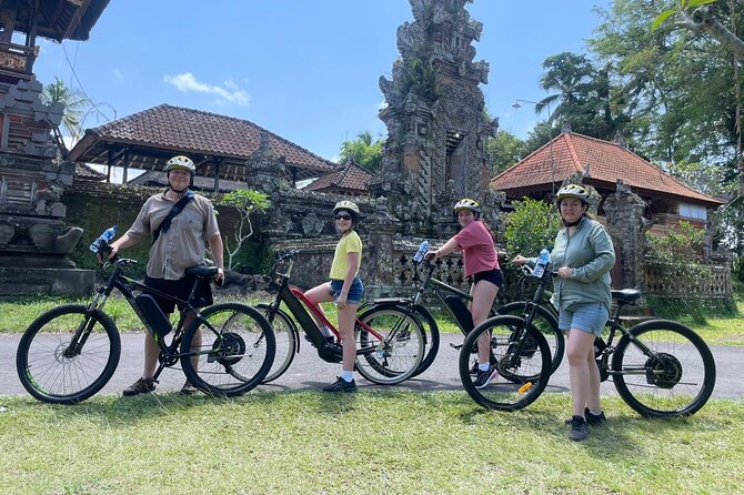 Ubud eBikes Tour to Tegallalang Rice Terrace - Lunch Above Tegallalang